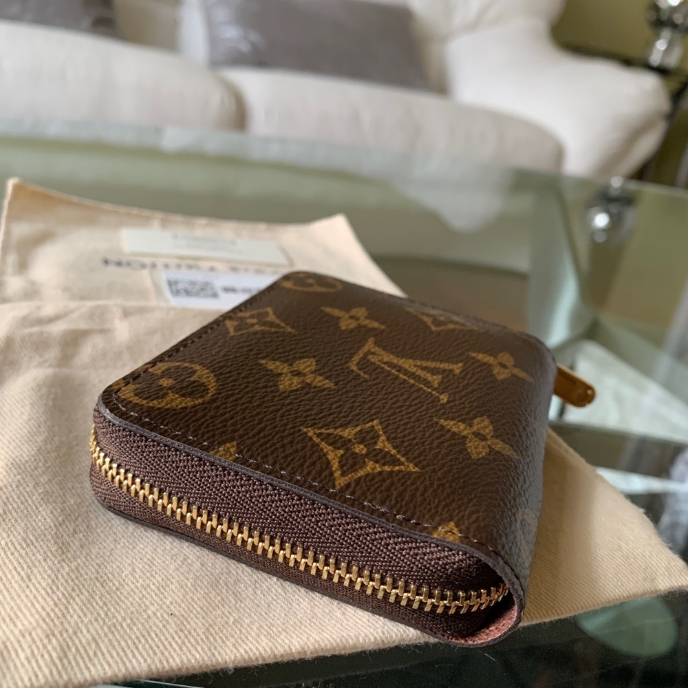 Luis Vuitton Zippy Coin Purse Monogram